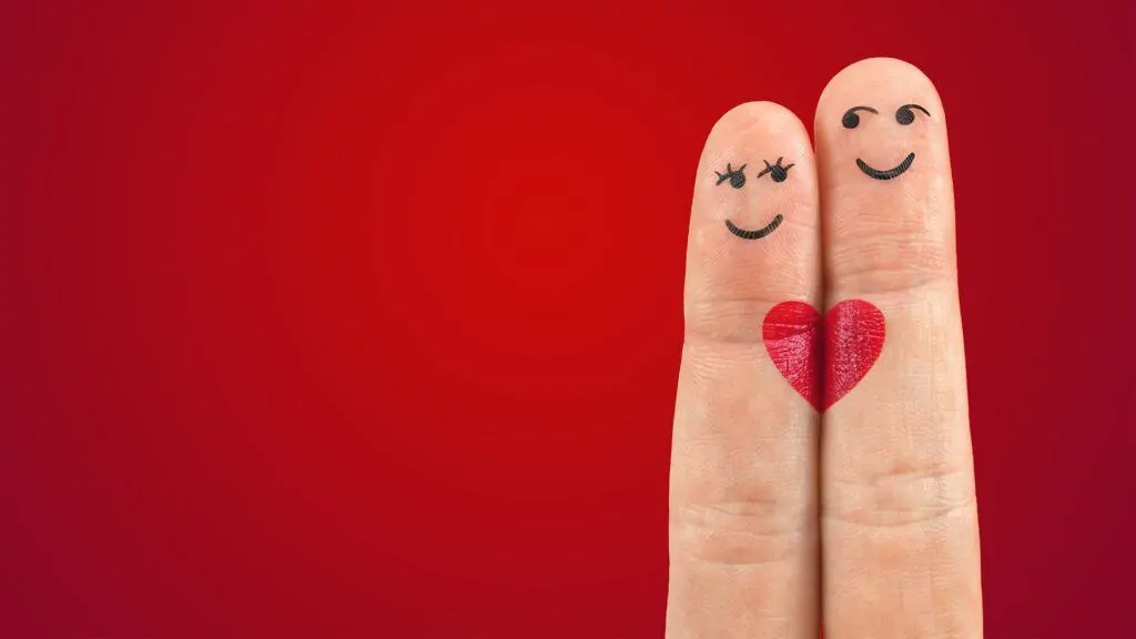 5 self love techniques fingers in love